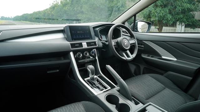 New Mitsubishi Xpander Exceed Tourer CVT