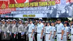 Anggota Korlantas Polri mengikuti apel gelar Pasukan Patuh Jaya 2016 di lapangan Korlantas Polri, Jakarta, Senin (16/5). Apel gelar pasukan ini dipimpin Wakakorlantas, Brigjen Pol Indrajit. (Liputan6.com/Gempur M Surya)