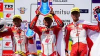 Pebalap Astra Honda Racing Team (AHRT) berhasil menunjukkan dominasinya pada ajang Asia Road Racing Championship (ARRC) kelas Asia Production (AP) 250 race pertama dengan menduduki semua podium di Chang International Circuit, Buriram, Thailand, Sabtu (25/3/2023). (Dok. AHRT)