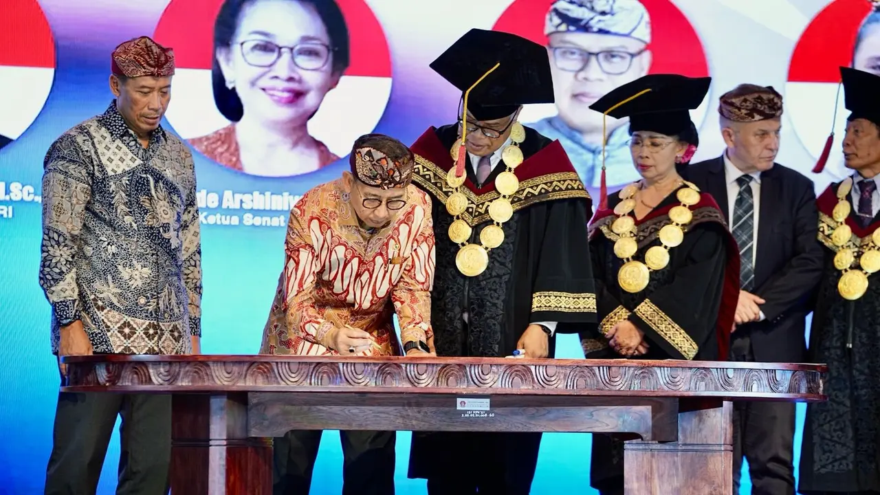 Menteri Kebudayaan Republik Indonesia, Fadli Zon, meresmikan transformasi Institut Seni Indonesia (ISI) Denpasar menjadi ISI Bali.