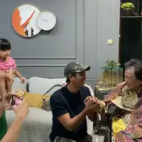 Raffi Ahmad dan Arya Saloka (Youtube/NisNaz Channel)