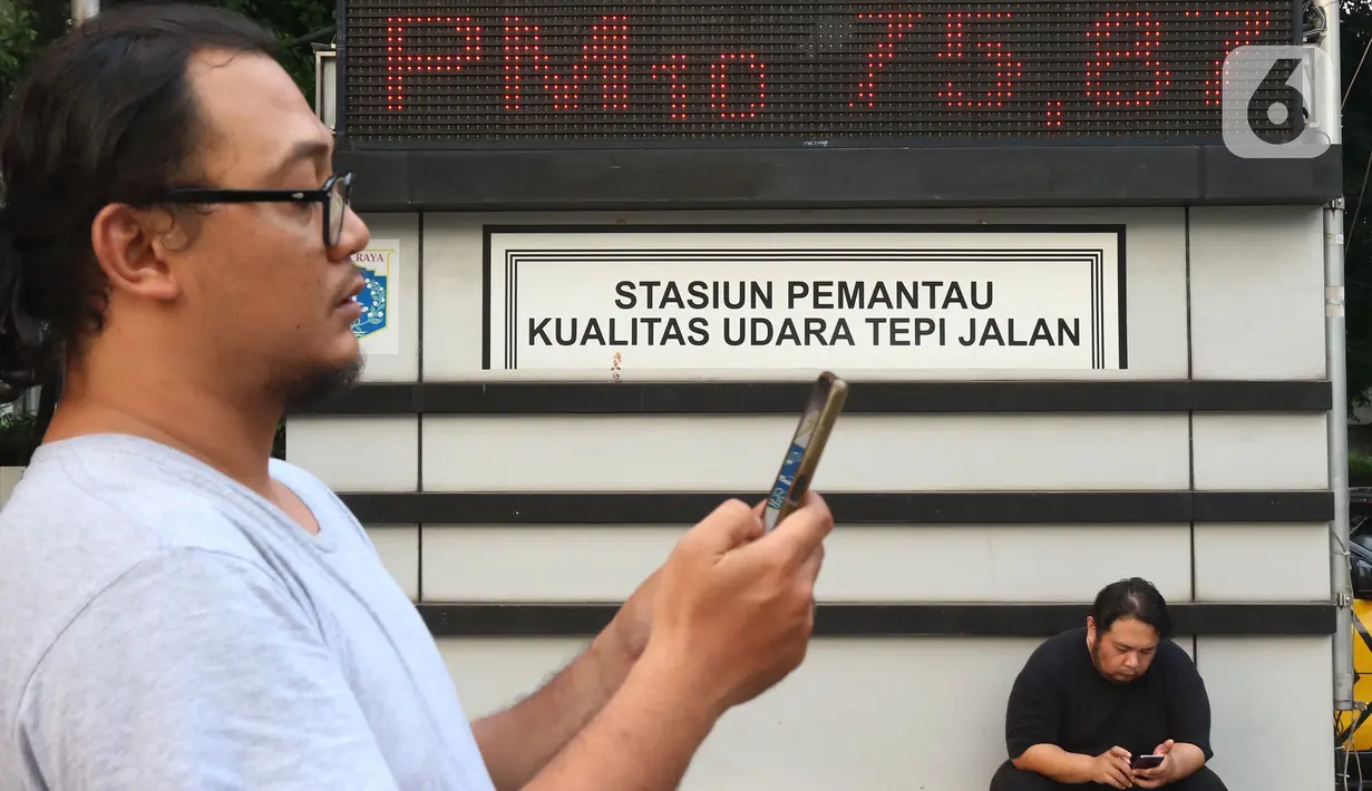 Hingga saat ini pemerintah belum melakuan langkah pasti untuk mengurangi polusi udara. (Liputan6.com/Angga Yuniar)
