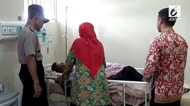 Seorang pria membunuh istrinya sendiri karena merasa mendapat bisikan gaib.