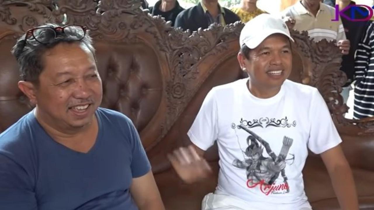 Mendengar pernyataan Rizal, Dedi Mulyadi pun langsung tertawa terbahak-bahak. Dia lalu memuji sosok Haji Rizal.