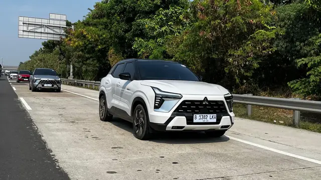 Berkendara Mitsubishi XForce Hybrid, Peningkatan Suspensi Signifikan (Arief A/Liputan6.com)