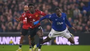 Thierry Henry Pernah Prediksi Thierno Barry Bersinar, Kini Jadi Ancaman Nyata untuk MU