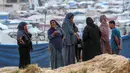 Di sisi lain, menurut otoritas kesehatan Gaza, lebih dari 41.800 warga Palestina tewas dan jutaan warga harus mengungsi akibat serangan-serangan Israel sejak 7 Oktober tahun lalu. (Bashar TALEB/AFP)