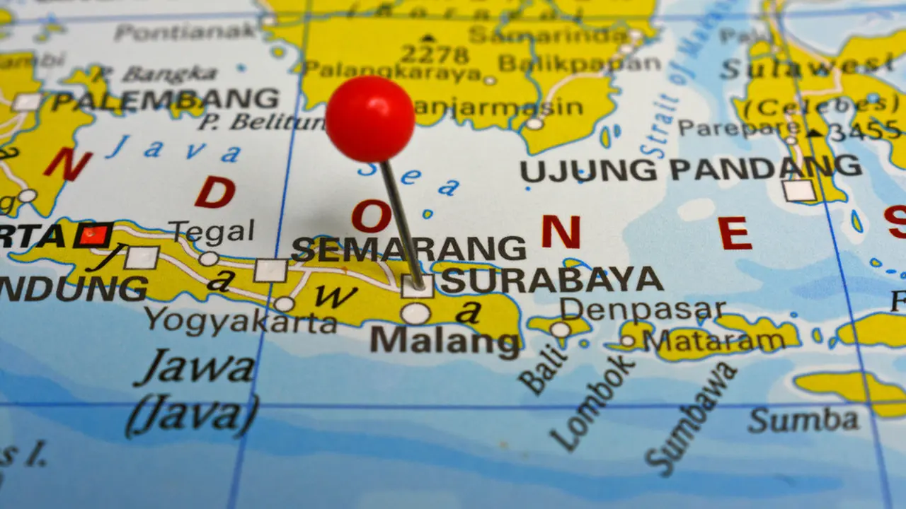Nggak perlu bingung lagi ingin berwisata kemana di Surabaya? Berikut tempat wisata di Surabaya yang bisa Anda kunjungi bersama keluarga tercinta!