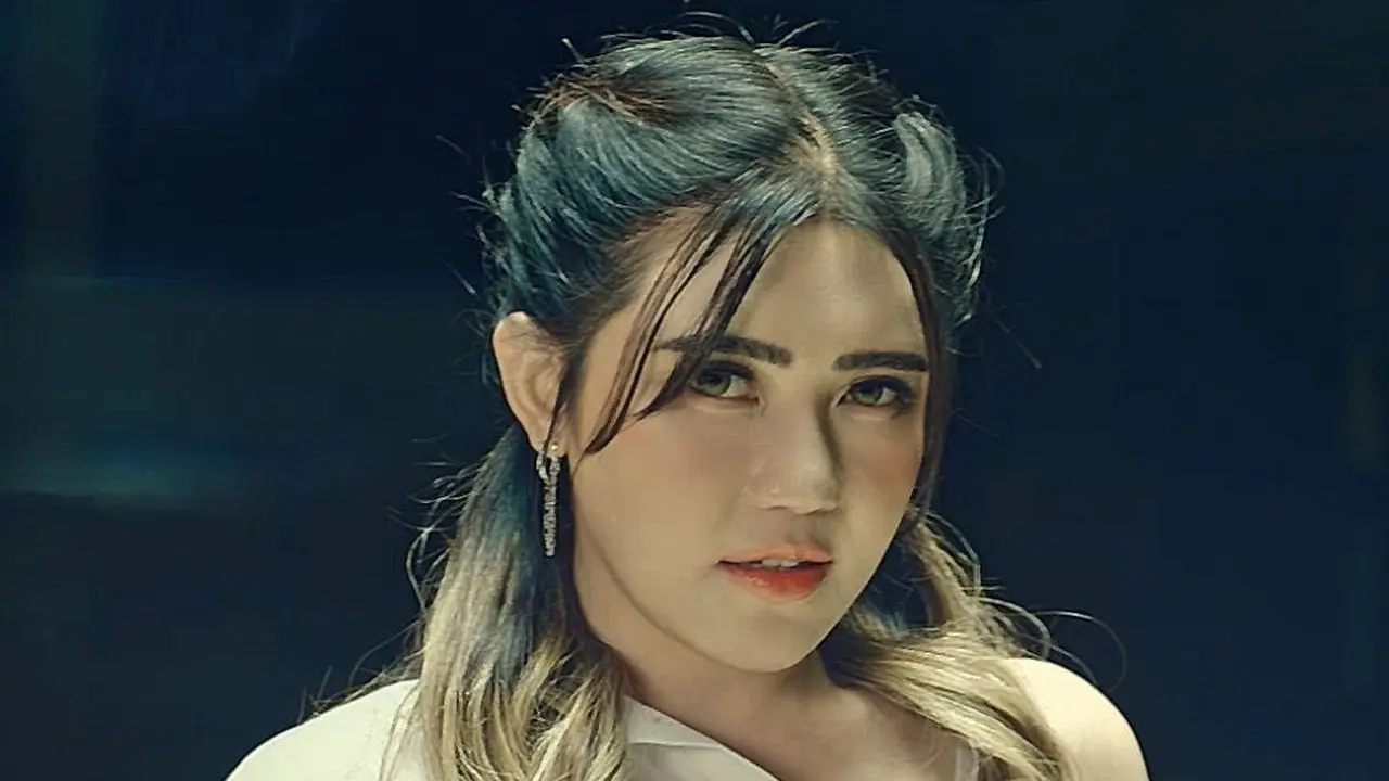 Single Na Na Na dari Via Vallen