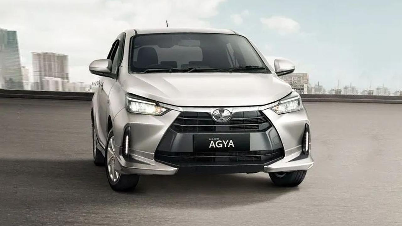 <b>4. Agya produksi Toyota</b>