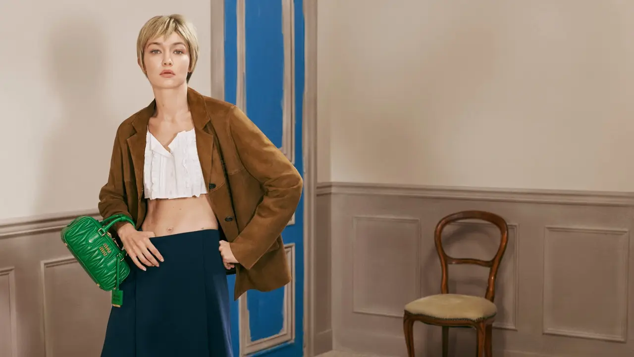 Gigi Hadid Bikin Pangling dengan Pixie Cut Blonde, Ibu Satu Anak Makin Terlihat Awet Muda