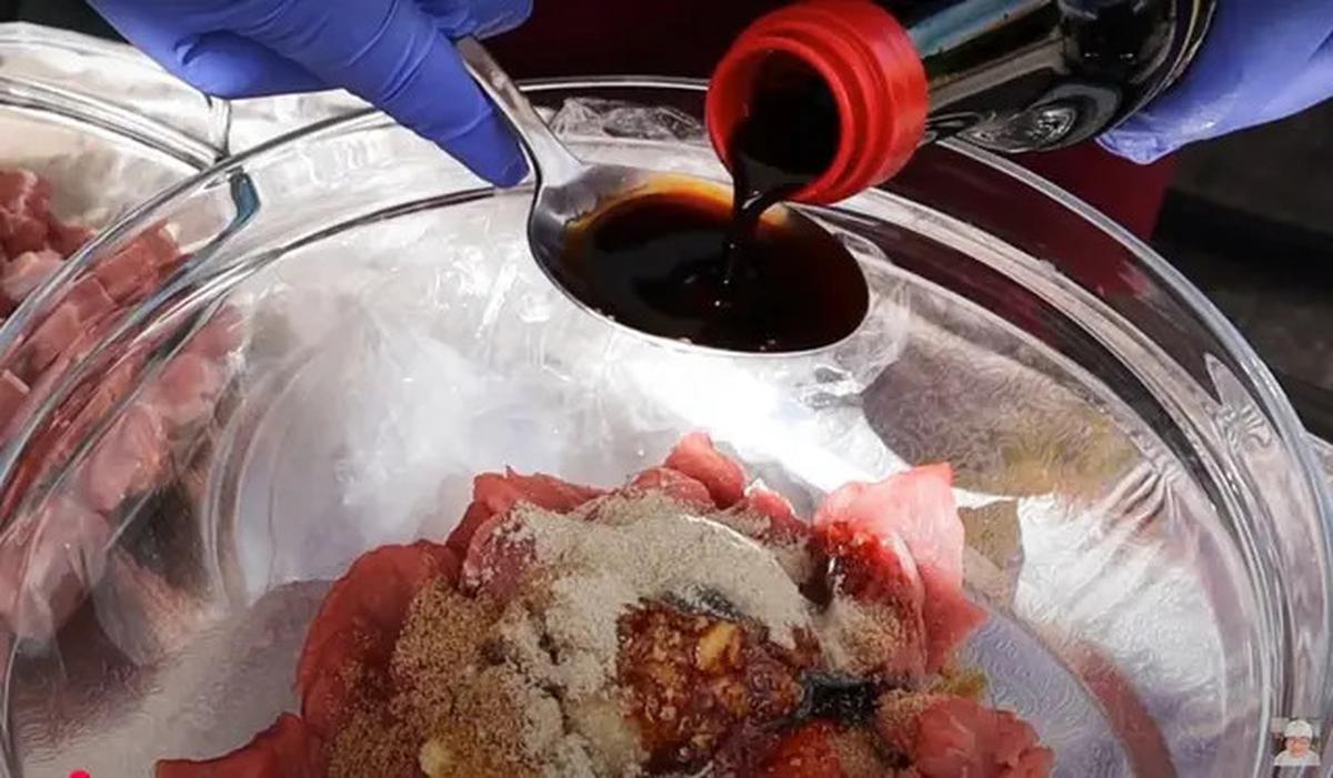 Tidak Perlu Nanas atau Daun Pepaya, Ini Cara Marinasi Daging Sapi agar Empuk dengan 3 Bahan