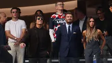 Pertandingan pembuka Grup D di Piala Dunia 2026 antara Amerika Serikat melawan Paraguay dihadiri mantan pesepak bola Inggris, David Beckham dan aktor Amerika Serikat, Tom Cruise. (AFP/Getty Images/Stu Forster)