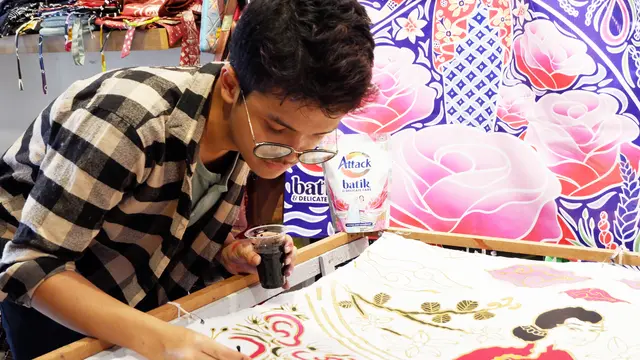 Jangan Asal! Kenali Jenis Sabun Cuci Pakaian yang Dapat Merawat Koleksi Batik Kesayangan Agar Lebih Tahan Lama