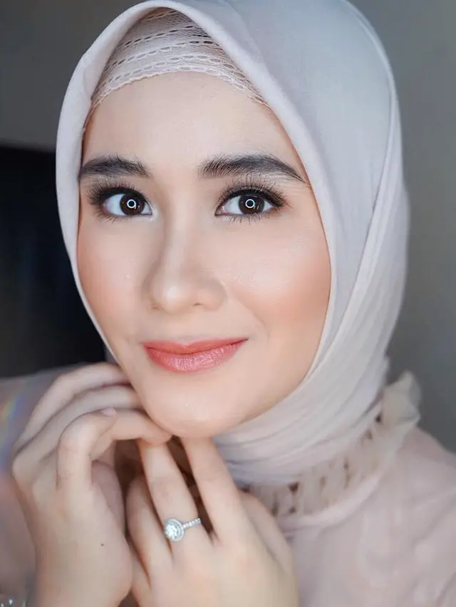 Dulu Ratu FTV, Ini 7 Potret Terbaru Ryana Dea yang Makin Memesona
