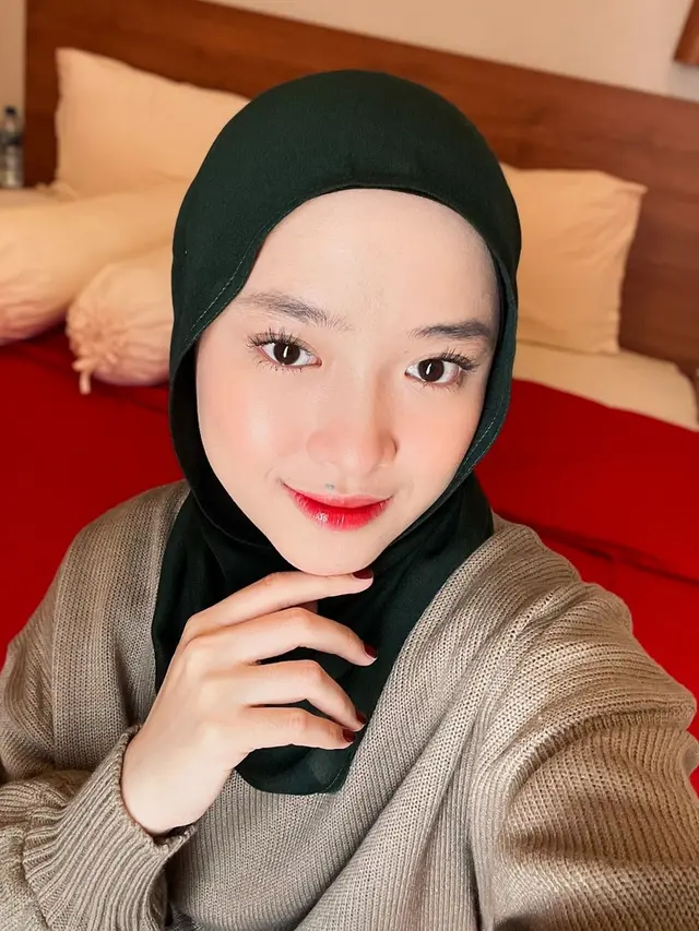 Mengenal Sosok Nissa Sabyan, Penyanyi Religi Sukses dan Menikah dengan Ayus