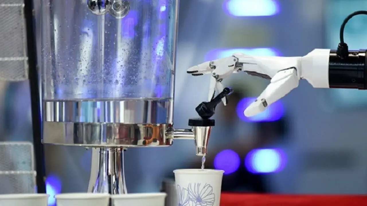 Ilustrasi Robot Pembuat Kopi