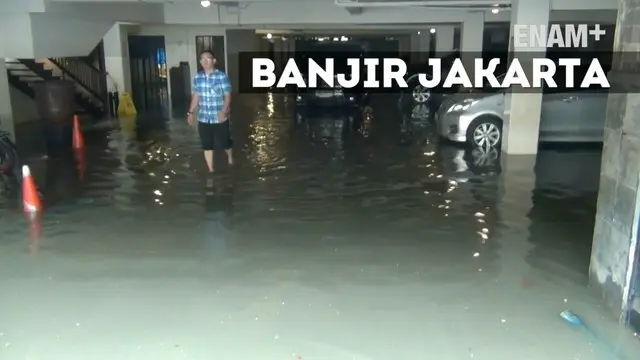 Hujan deras membuat basement sebuah Restoran di kawasan Thamrin Jakarta Pusat terendam banjir.