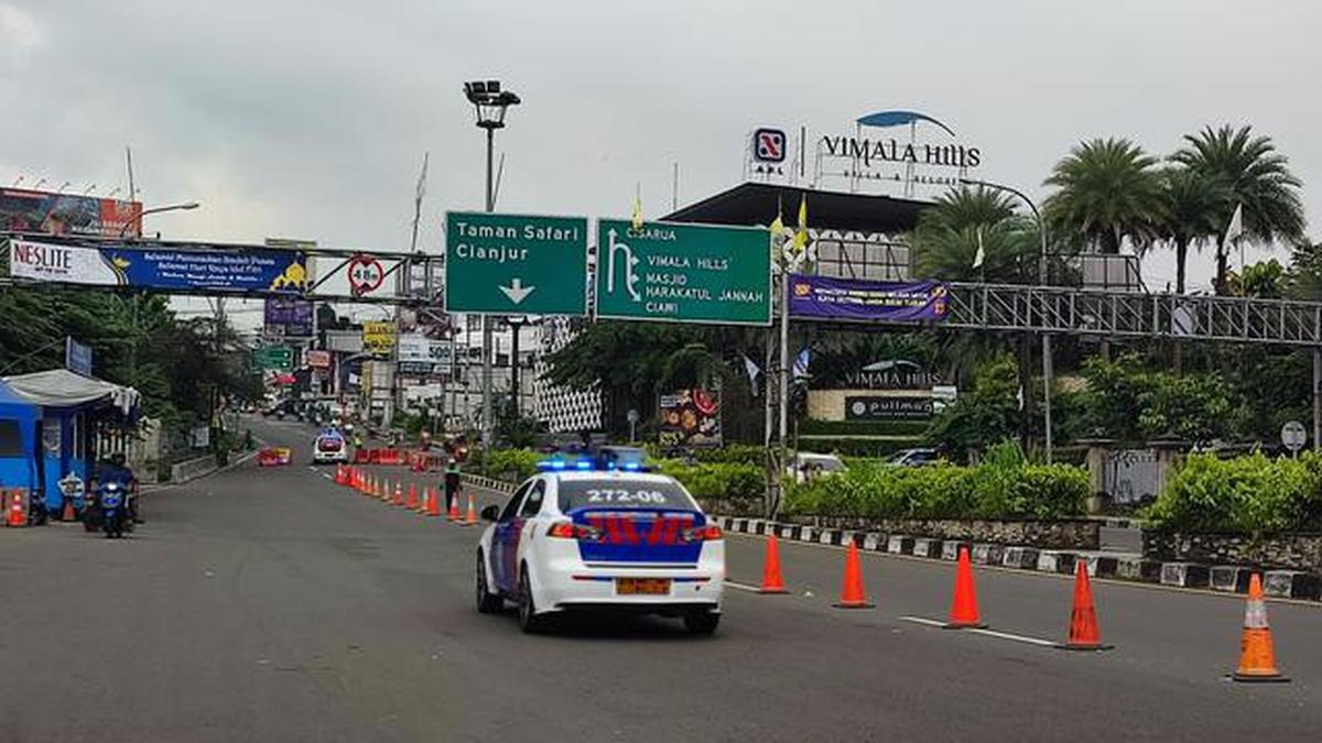 Jalur Puncak Makin Padat, One Way Arah Jakarta Diberlakukan Siang Ini