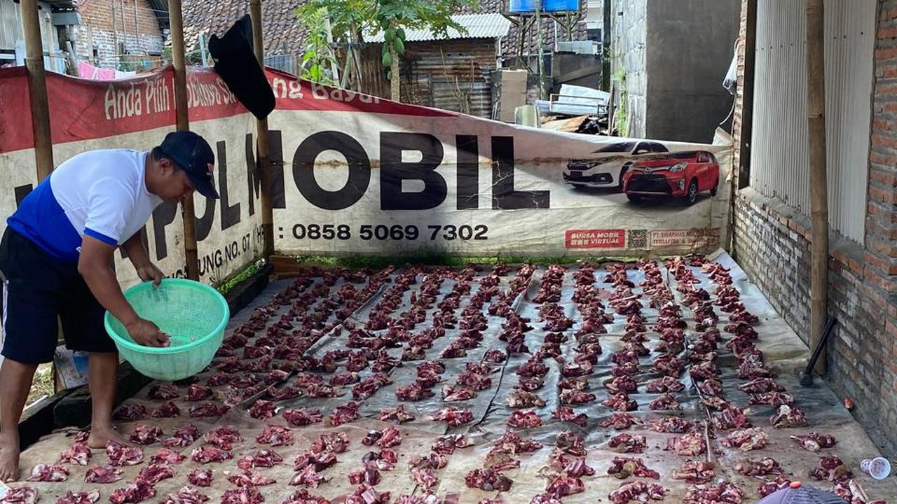 Ilustrasi Pembagian Daging Kurban