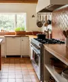 Ide Dapur Terracotta. (AI Generated)