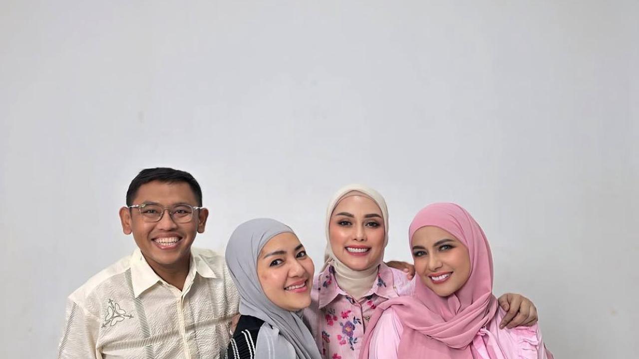 Potret Meisya Siregar Terbaru, Tampil Fresh dan Makin Berkelas dengan Hijab Pink Pastel