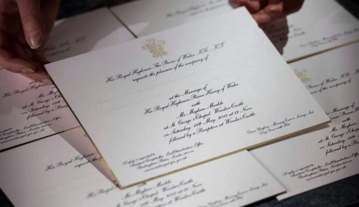 Dilansir dari Harper Bazaar, Istana Keningston mengumumkan bahwa ada 600 orang yang diundang dalam akad nikah. (twitter/keningstonroyal)