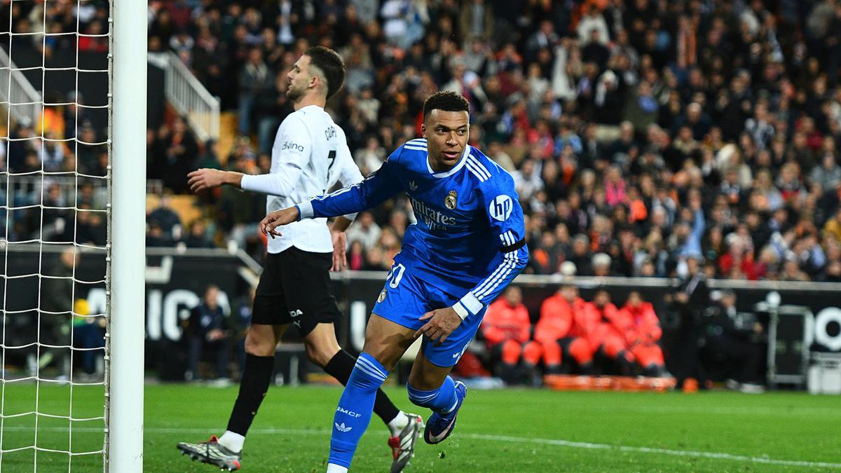 Valencia vs Real Madrid: Los Blancos Bawa Pulang Poin Penuh dari Mestalla
