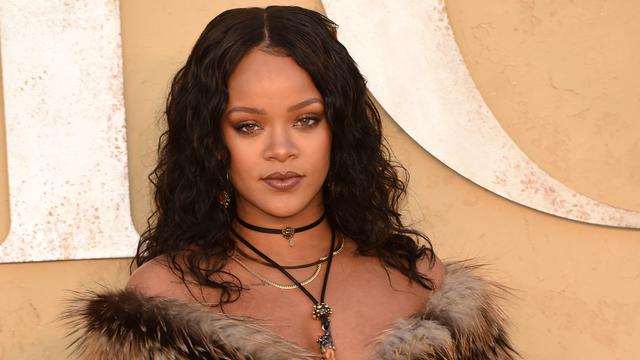 [Bintang] Rihanna