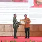 Anggota DPR RI Fraksi PDI Perjuangan (PDIP) Agustiar Sabran meraih penghargaan sebagai 'Legislator Pro Kemajuan Olahraga Nasional' dalam ajang Koordinatoriat Wartawan Parlemen atau KWP Award 2023. (Istimewa)