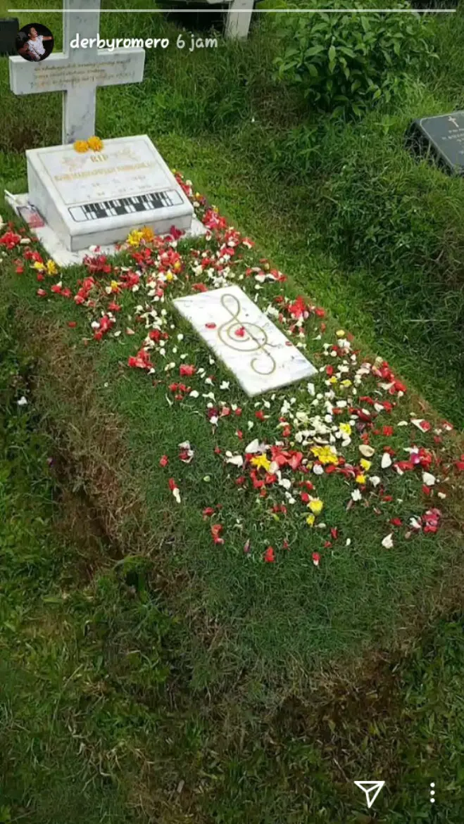 Makam Igor Nainggolan, ayah Derby Romero. (Instagram)