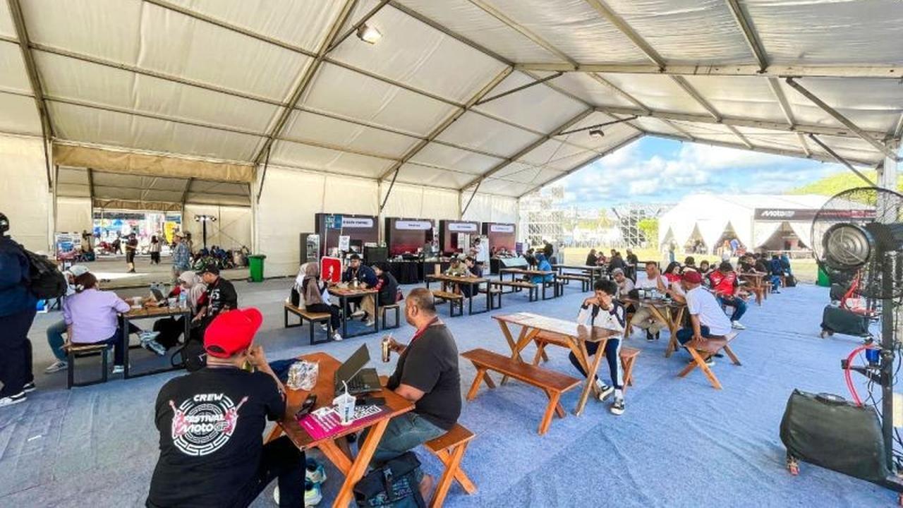 Wow! 1.852 Transaksi QRIS Terjadi di MotoGP Mandalika 2025, Bukti NTB Siap Digital?