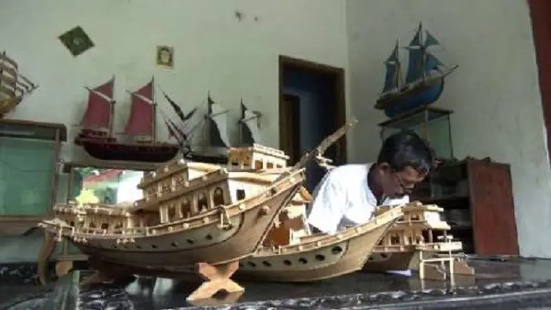 Miniatur Kapal Perang Buatan Purwakarta Dilirik Dunia