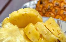Cara Mengupas Nanas Tanpa Menggunakan Pisau yang Viral di Tiktok, Sangat Praktis dan Mudah