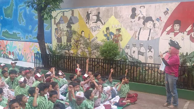 IMDE dan YPP Indosiar-SCTV Gelar Literasi Media untuk Siswa SD di Jatinegara