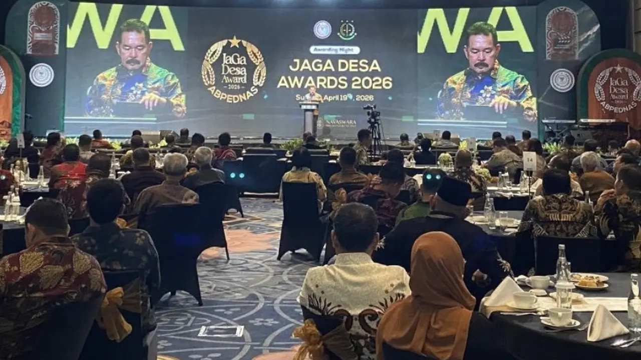 Jaksa Agung ST Burhanuddin menyampaikan sambutan dalam acara Jaga Desa Award 2026 di Jakarta, Minggu 19 April 2026.