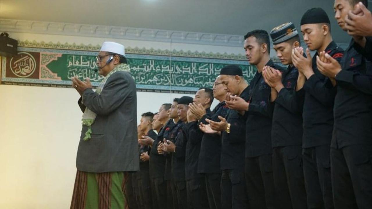 Brimob Polda Sumut Gelar Doa Bersama Lintas Agama untuk Affan Kurnaiawan: Wujud Kepedulian Humanis