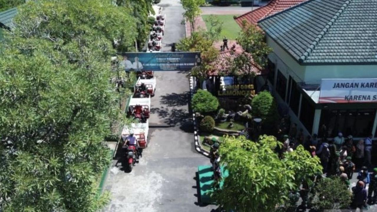 Pemkab Lamongan Perkuat Ekonomi Desa Melalui Distribusi Kendaraan KDKMP