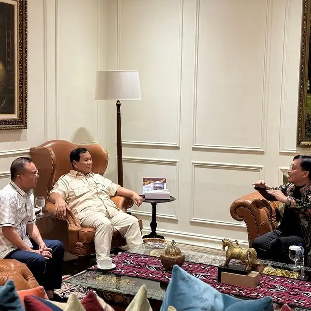Yovie Widianto saat bertemu Prabowo. (Foto: Dok. Instagram @sufmi_dasco)