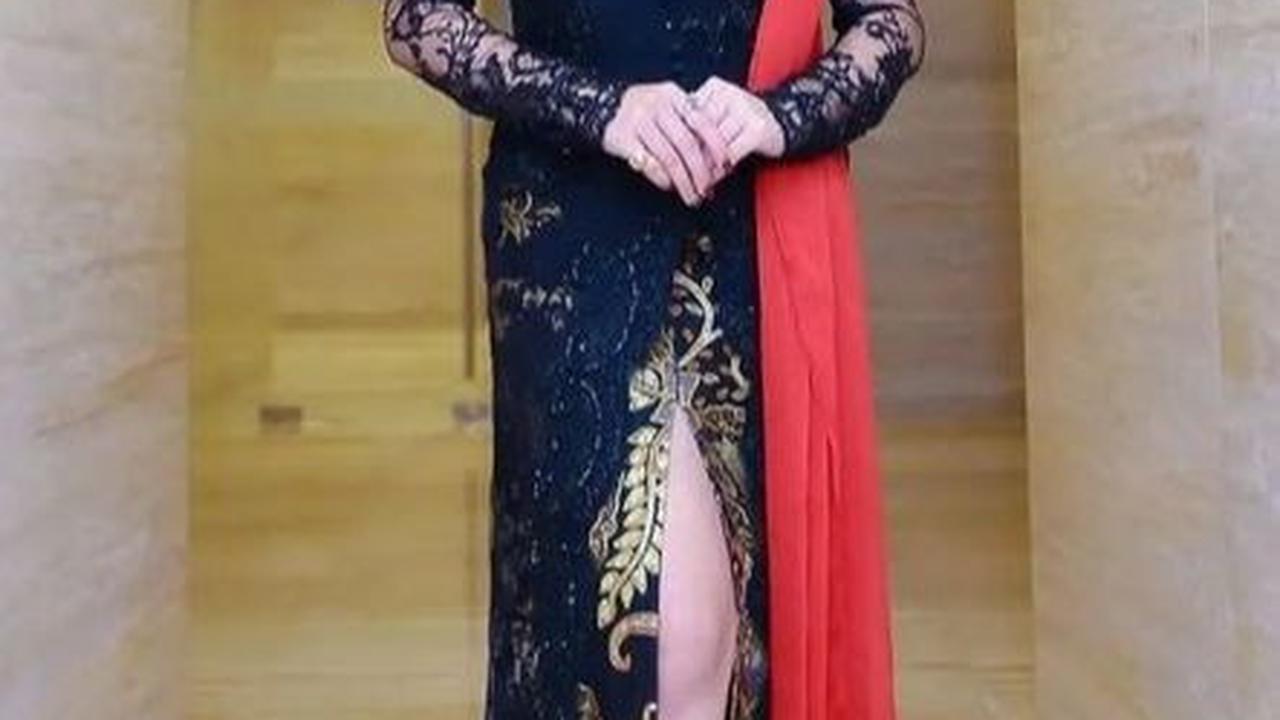 Calon Ibu Persit, ini Deretan Foto-foto Cantik Ayu Ting-Ting dalam Balutan Busana Kebaya