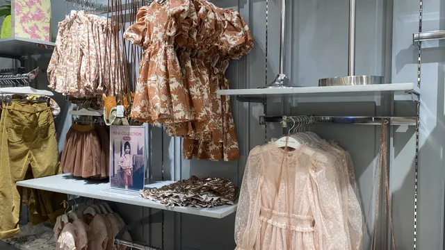 Koleksi Baju Lebaran Anak dari Gingersnaps. [Fimela/Anisha Saktian]