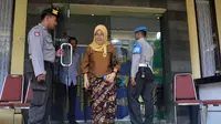 Salah seorang anggota DPRD Kota Malang saat menjalani pemeriksaan penyidik KPK di Mapolres Malang Kota (Zainul Arifin/Liputan6.com)