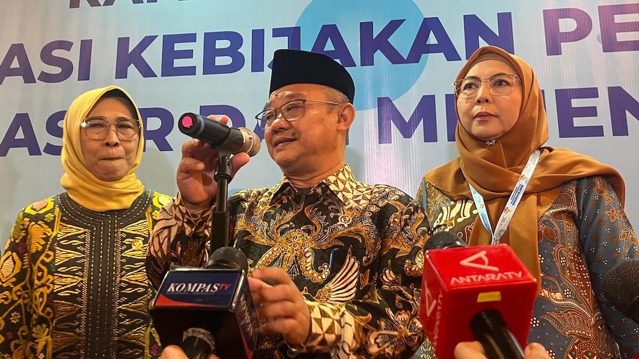 Mendikdasmen Abdul Mu’ti Bakal Evaluasi Penempatan Guru PPPK