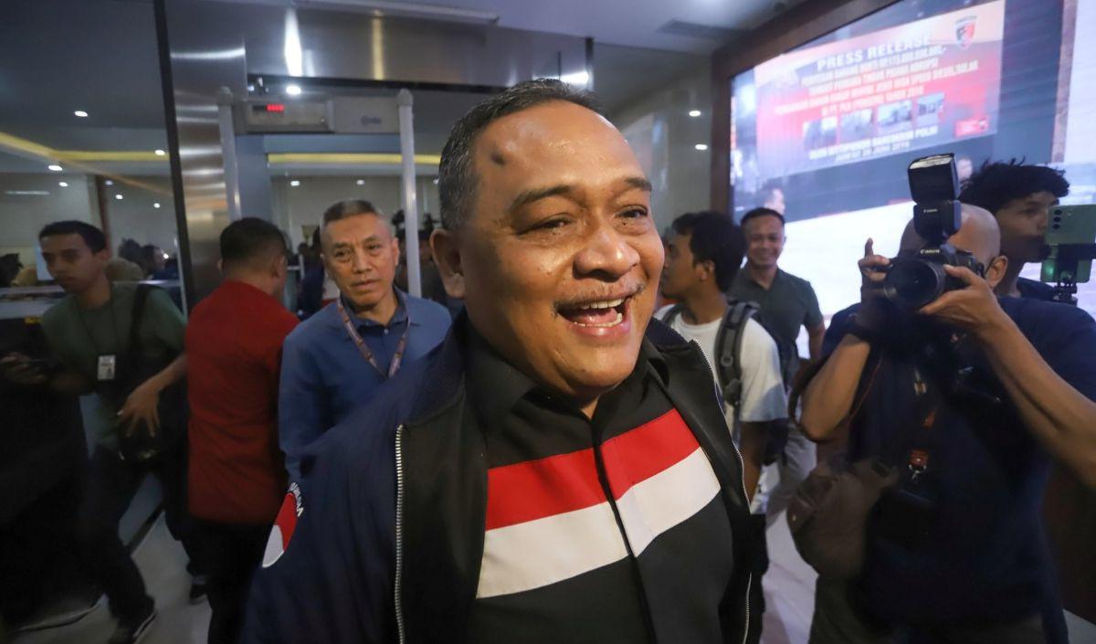<b>"Saya akan memberi keterangan pers setelah memberi klarifikasi di dalam," </b><br>