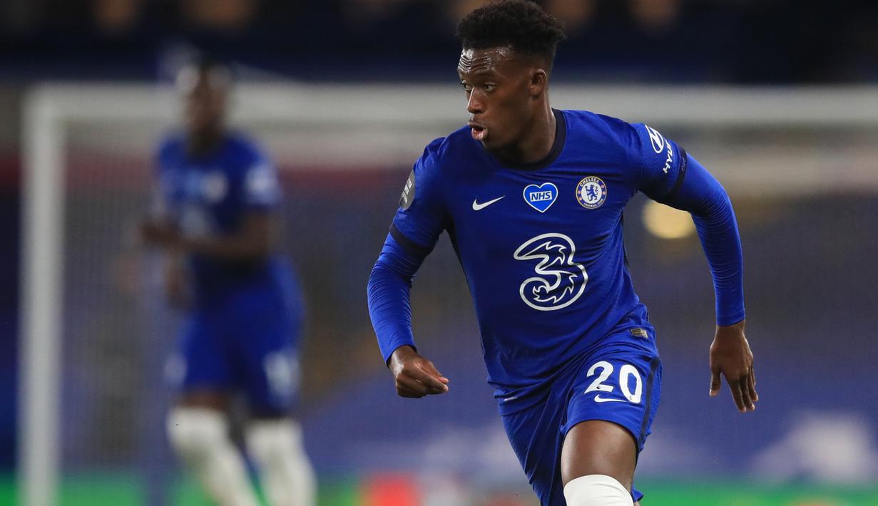 13. Callum Hudson-Odoi (Chelsea) - Penyerang berusia 19 tahun ini tampil apik bersama Chelsea di beberapa laga. Dari 66 penampilannya, Callum Hudson-Odoi menorehkan 9 gol dan 11 assist bersama Chelsea. (AFP/Adam Davy/pool)