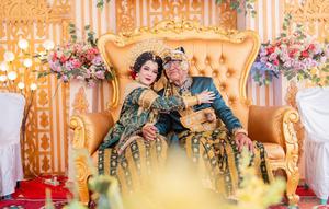 Viral Pernikahan Lansia 71 Tahun dengan Gadis 18 Tahun di Luwu. (istimewa)