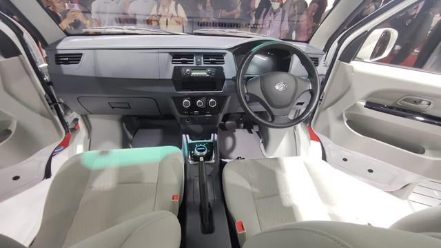 Mobil Listrik Esemka Bima di Pameran IIMS 2023 (Septian/Liputan6.com)