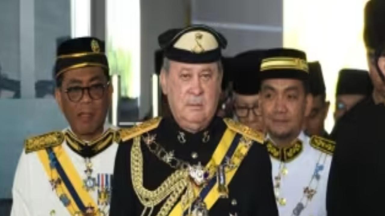 Sejak Kecil Bergelimang Harta, Sultan Ibrahim Iskandar Pernah Dihukum Masuk Militer dan Hidup Prihatin