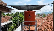 7 Cara Mencegah Pertumbuhan Lumut pada Toren, Kurangi Paparan Sinar Matahari
