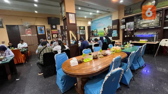 Kuliner legendaris di Kota Makassar, Aroma Coto Gagak, salah satu yang menjual menu Coto Makassar dengan resep autentik. (Dok: Liputan6.com/dyah)